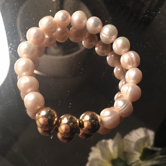 Genuine Pearl Stretch bracelet. 2 for 1 - Picture 4 of 4